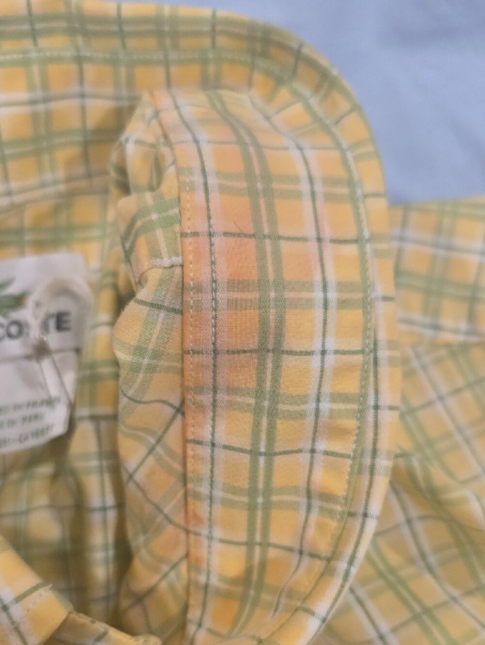 Lacoste Yellow and Green Plaid Short-Sleeve Button-Down Shirt. Size 46 Is An XL - Picture 3 of 5